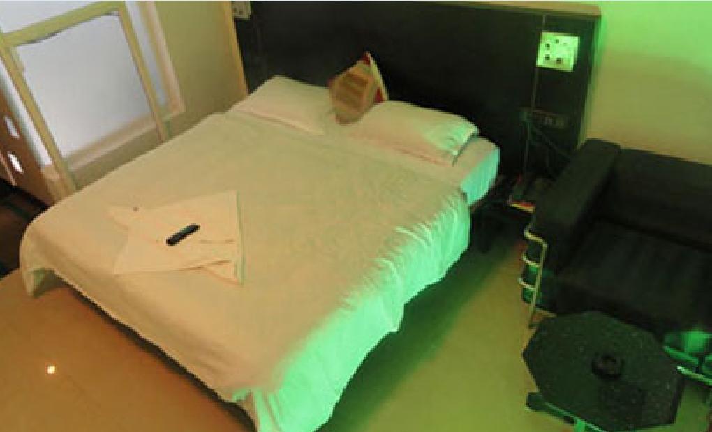 Hotel T.A.P. Gold Crest Bangalore Room photo