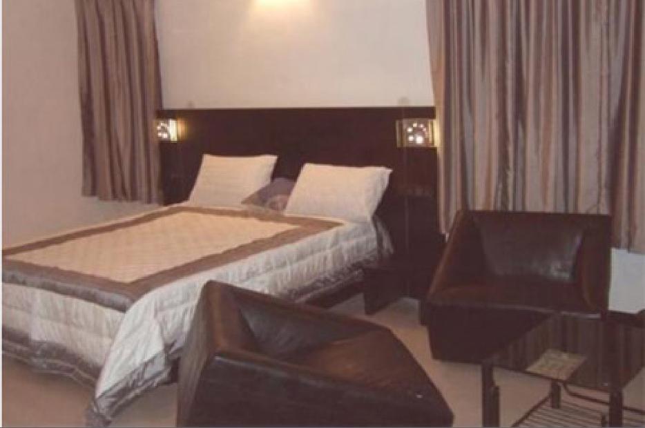 Hotel T.A.P. Gold Crest Bangalore Room photo